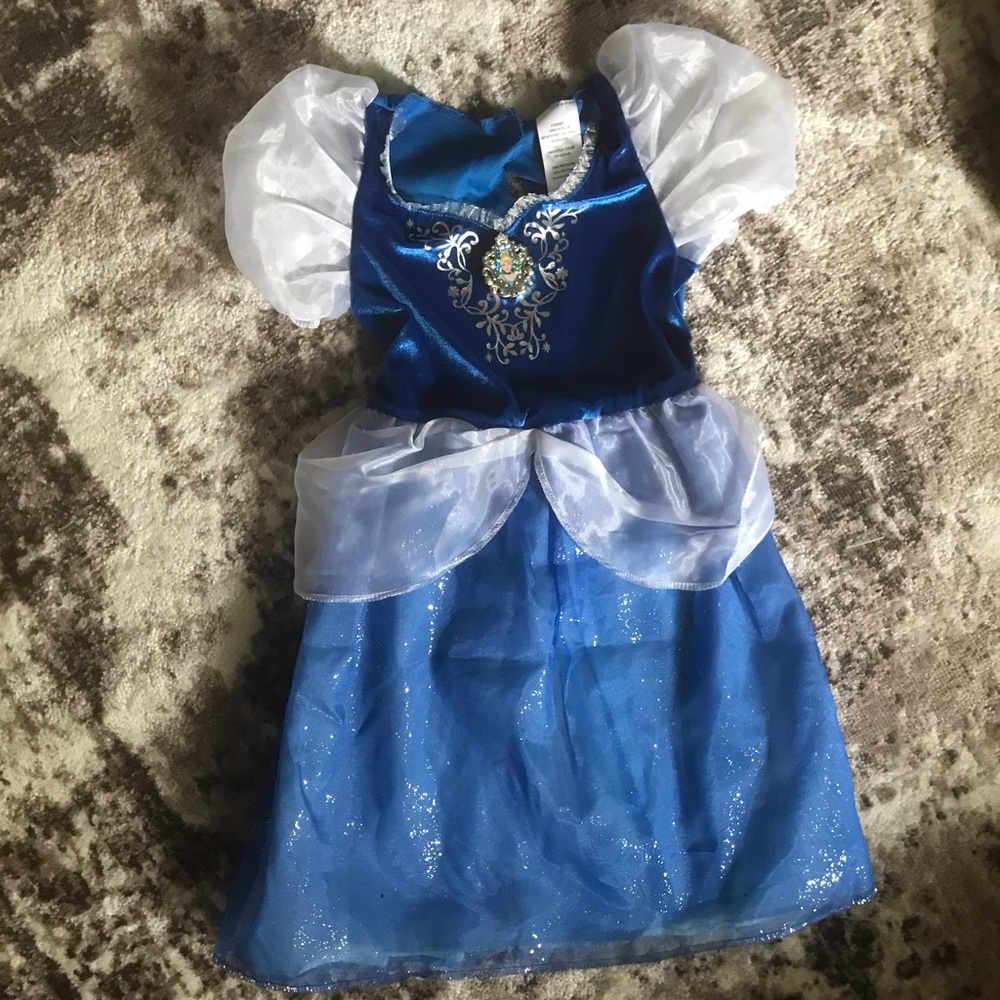 Cinderella dress! Size 4-6
